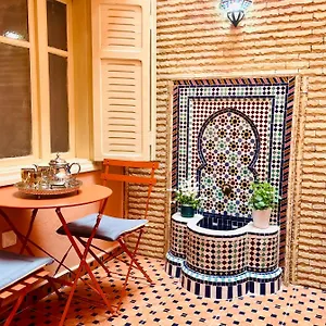 superb-apartment-with-patio-parking-and-rooftop.marrakeshhotelsmorocco.com/